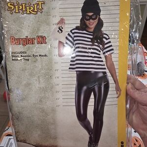 Spirit Black and White Burglar Kit